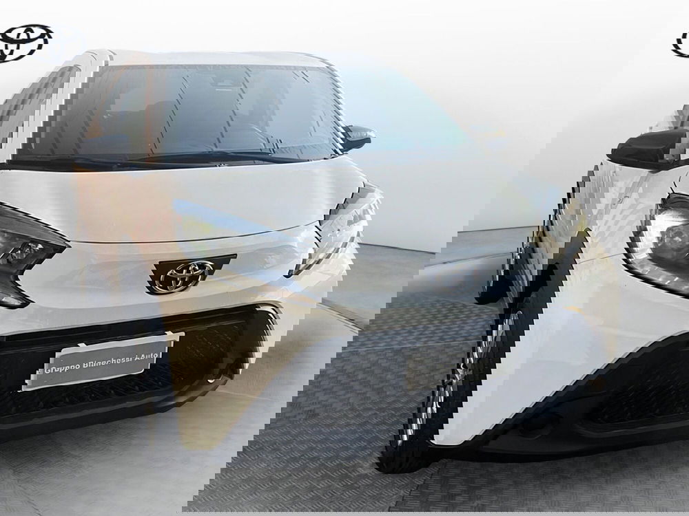 Toyota Aygo X nuova a Cremona (4)