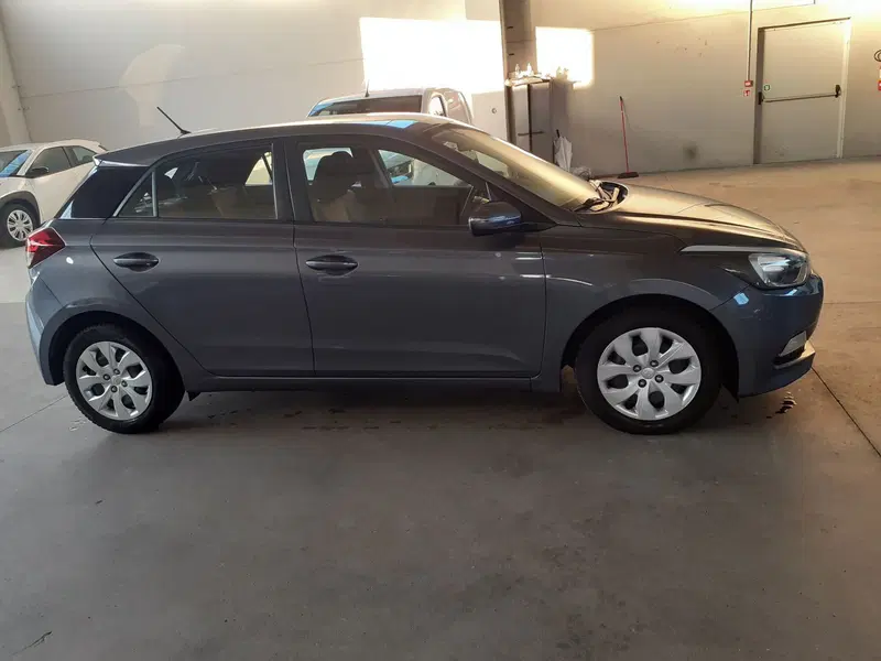 Hyundai i20 usata a Cremona (4)