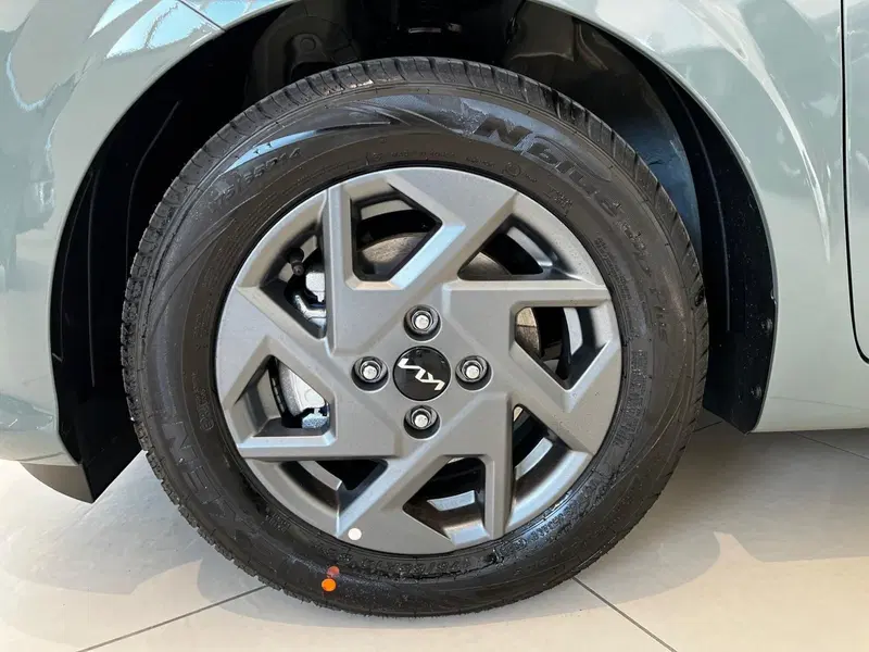 Kia Picanto nuova a Cremona (4)