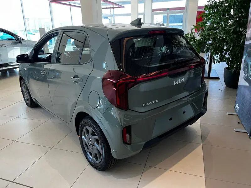 Kia Picanto nuova a Cremona (5)