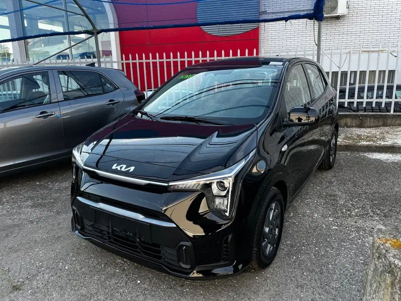 Kia Picanto nuova a Cremona (4)