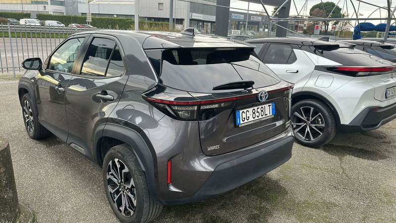 Toyota Yaris Cross usata a Cremona (4)