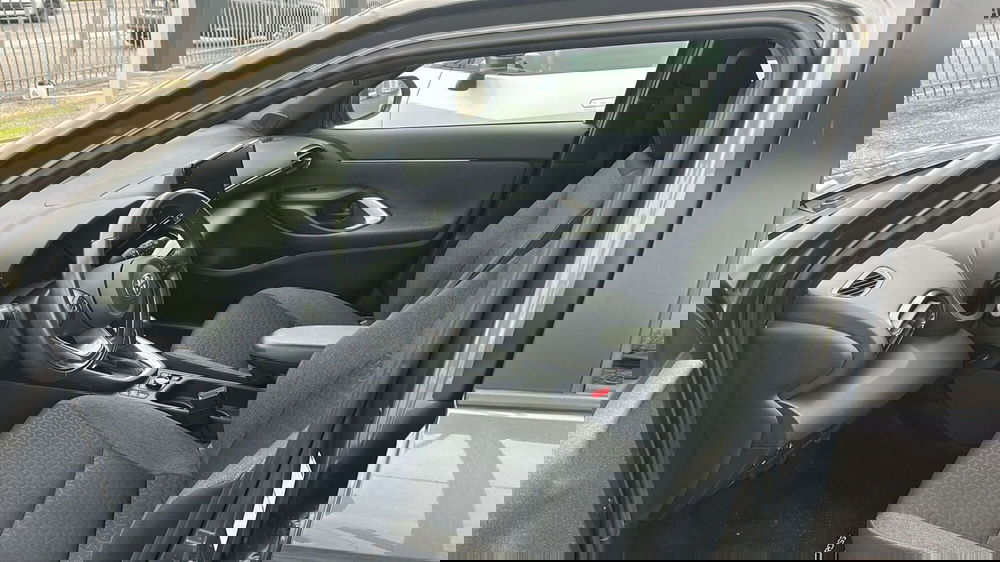 Toyota Yaris Cross usata a Cremona (7)