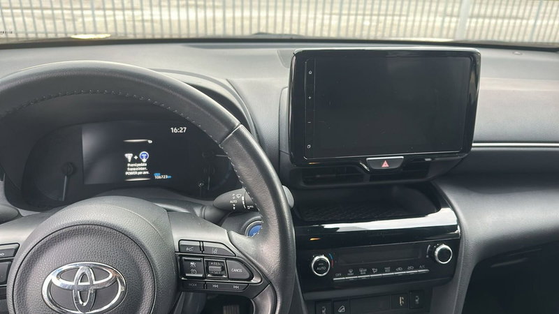 Toyota Yaris Cross usata a Cremona (8)