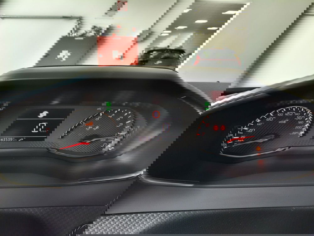 Peugeot 2008 usata a Macerata (11)