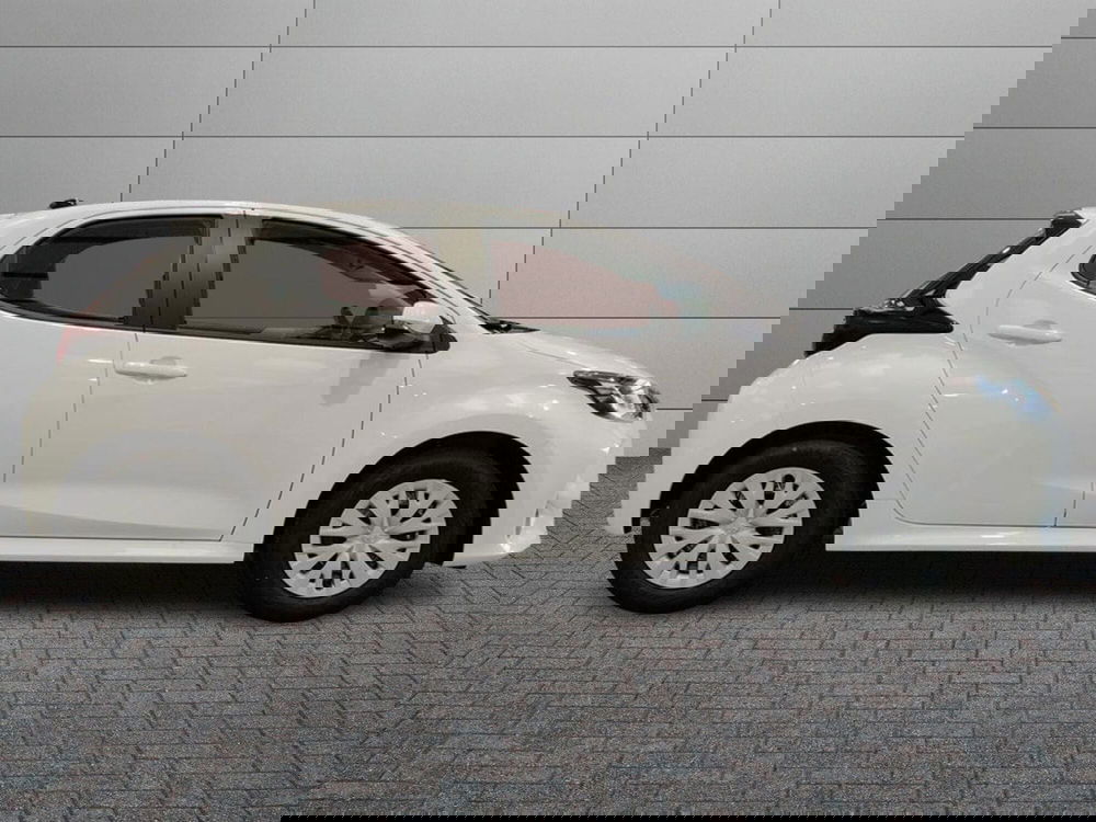 Toyota Yaris nuova a Frosinone (3)