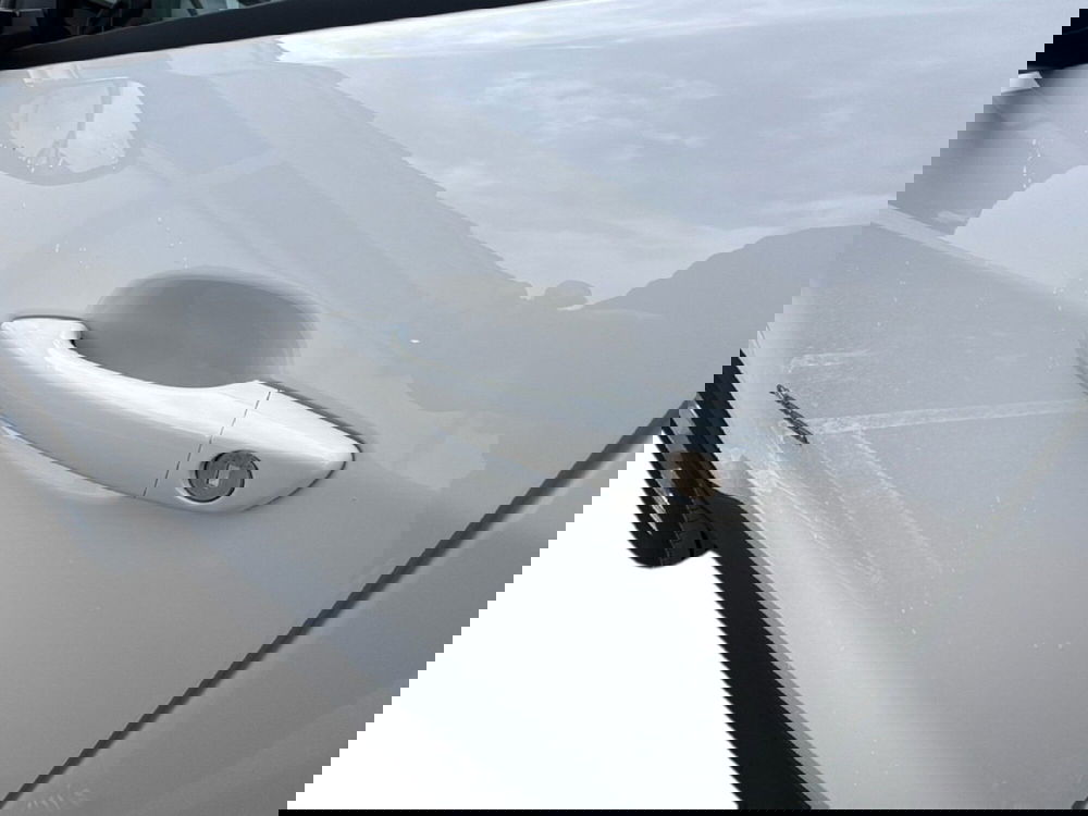 Jeep Avenger nuova a Agrigento (11)