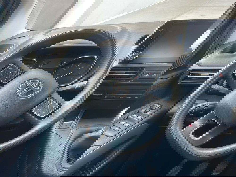 Toyota Proace City Verso usata a Bologna (13)