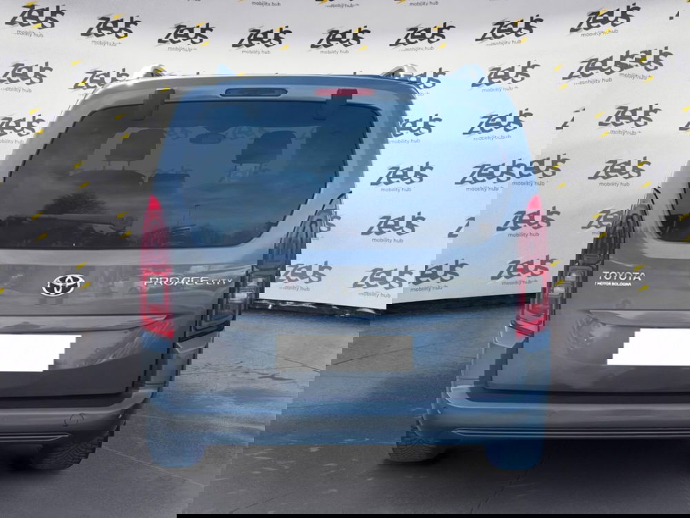 Toyota Proace City Verso usata a Bologna (5)