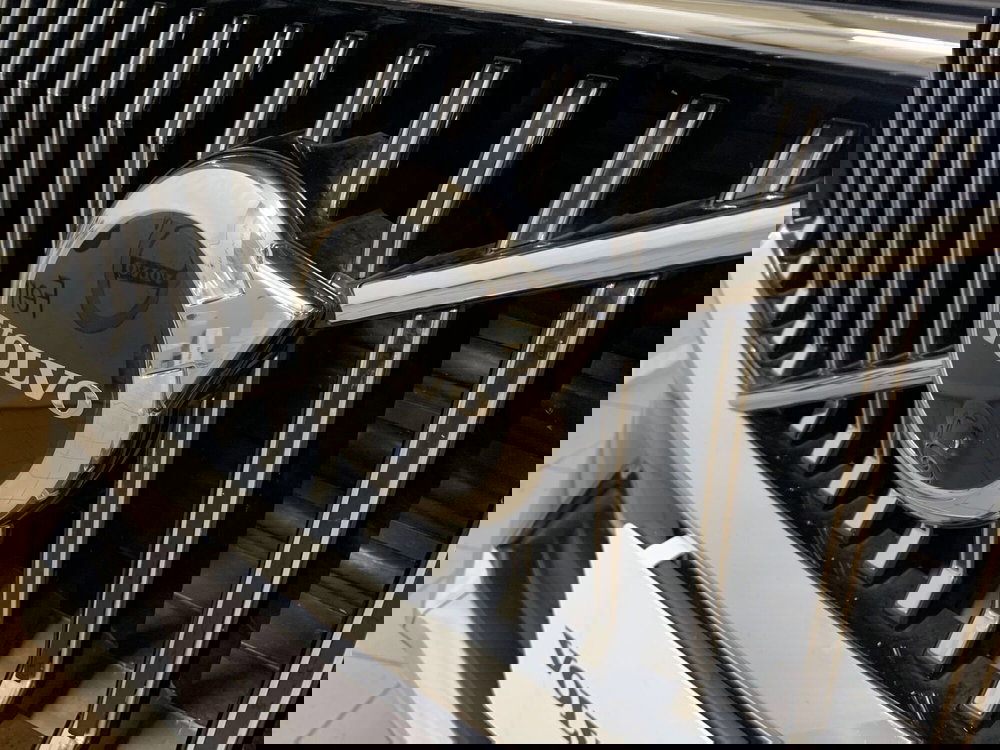 Volvo XC60 usata a Ferrara (15)