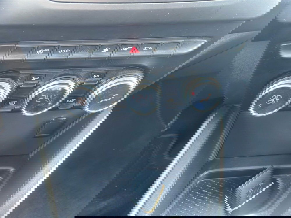 Dacia Duster usata a Bologna (18)