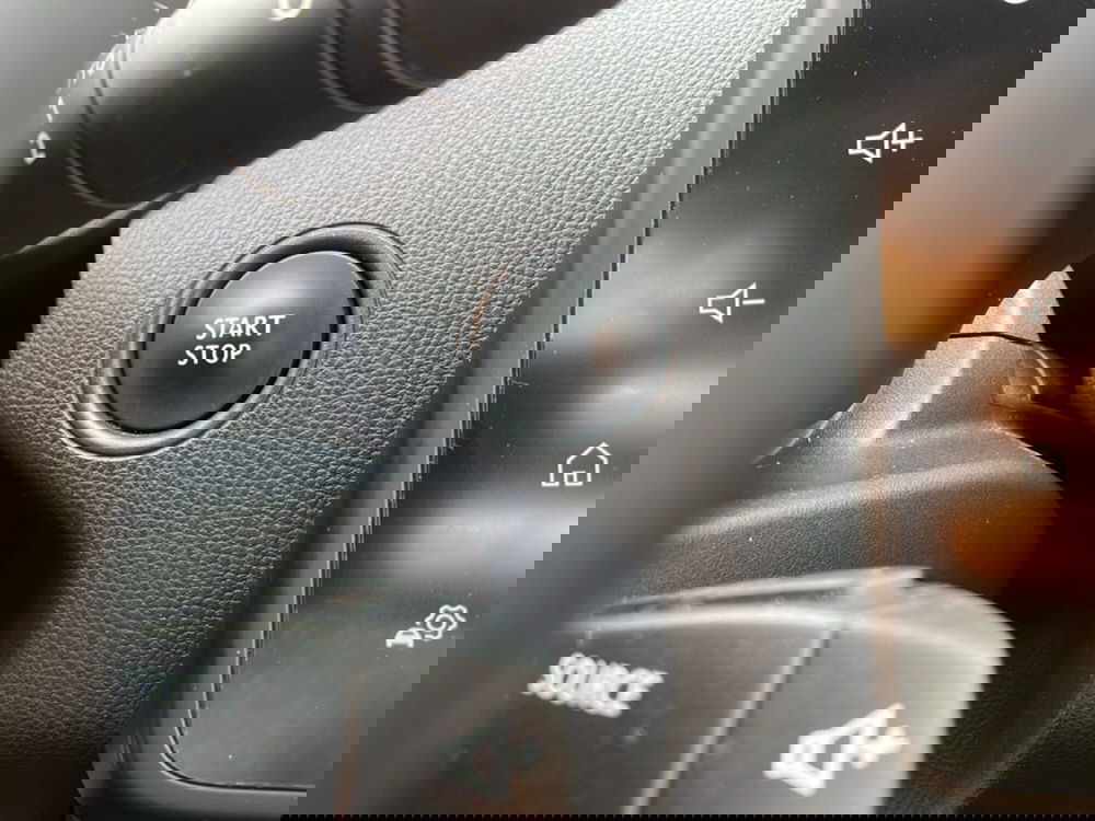 Dacia Duster usata a Bologna (20)