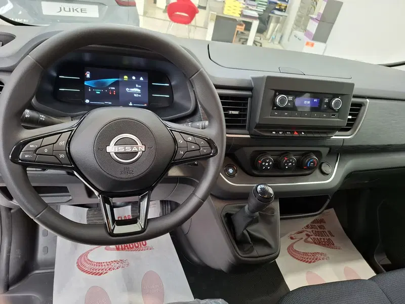 Nissan Primastar Furgone nuova a Bologna (8)