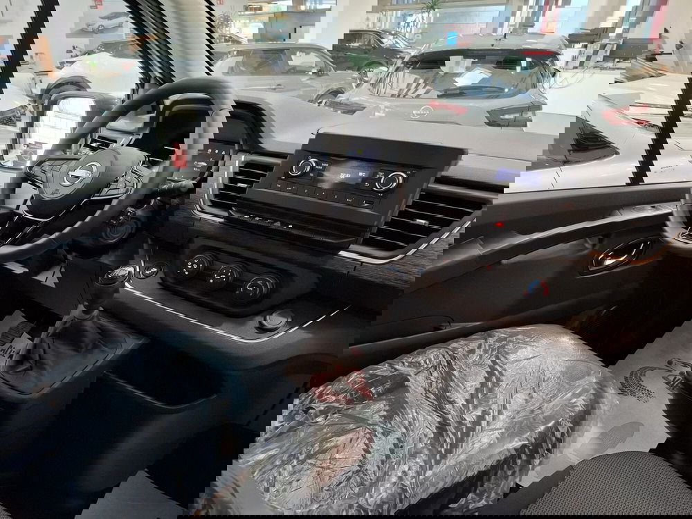 Nissan Primastar Furgone nuova a Bologna (9)