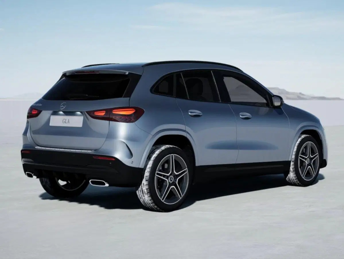 Mercedes-Benz GLA SUV nuova a Bergamo (6)