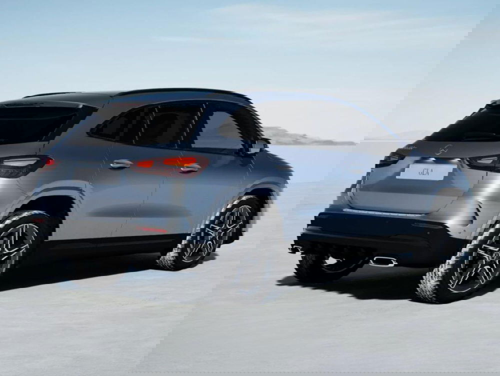 Mercedes-Benz GLA SUV nuova a Bergamo (6)