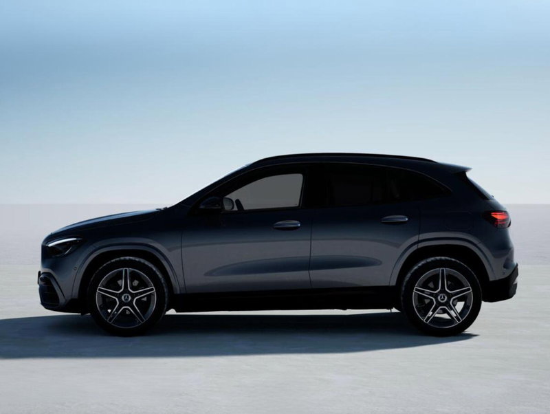 Mercedes-Benz GLA SUV nuova a Bergamo (3)