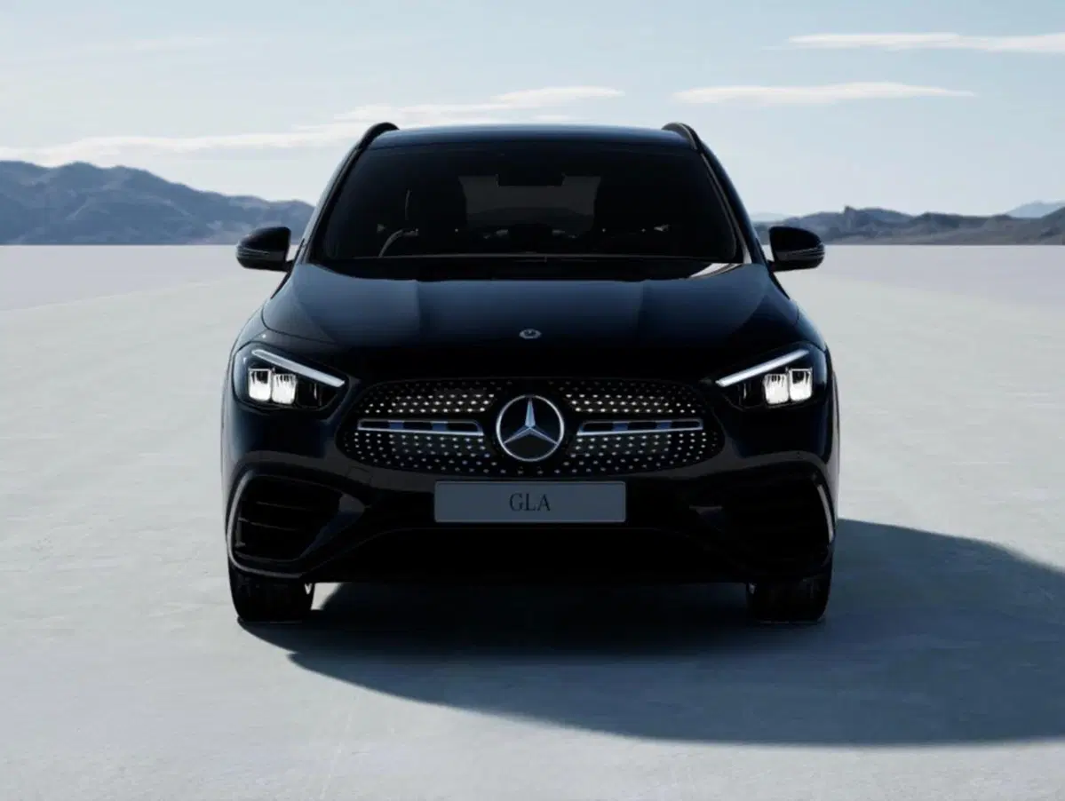 Mercedes-Benz GLA SUV nuova a Bergamo (2)