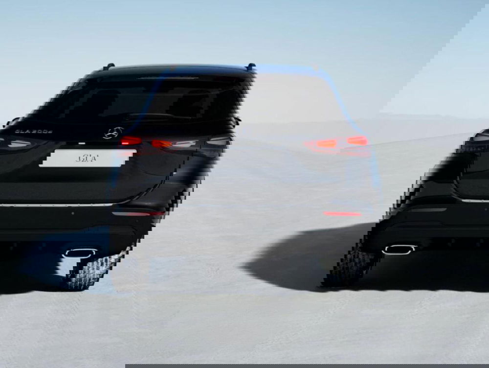 Mercedes-Benz GLA SUV nuova a Bergamo (5)