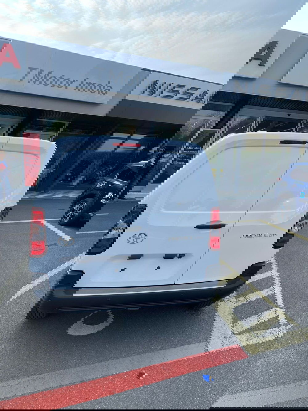 Toyota Proace City nuova a Bologna (4)