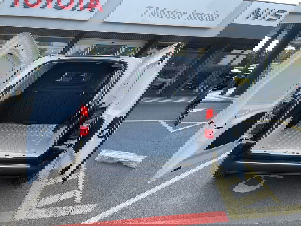 Toyota Proace City nuova a Bologna (5)