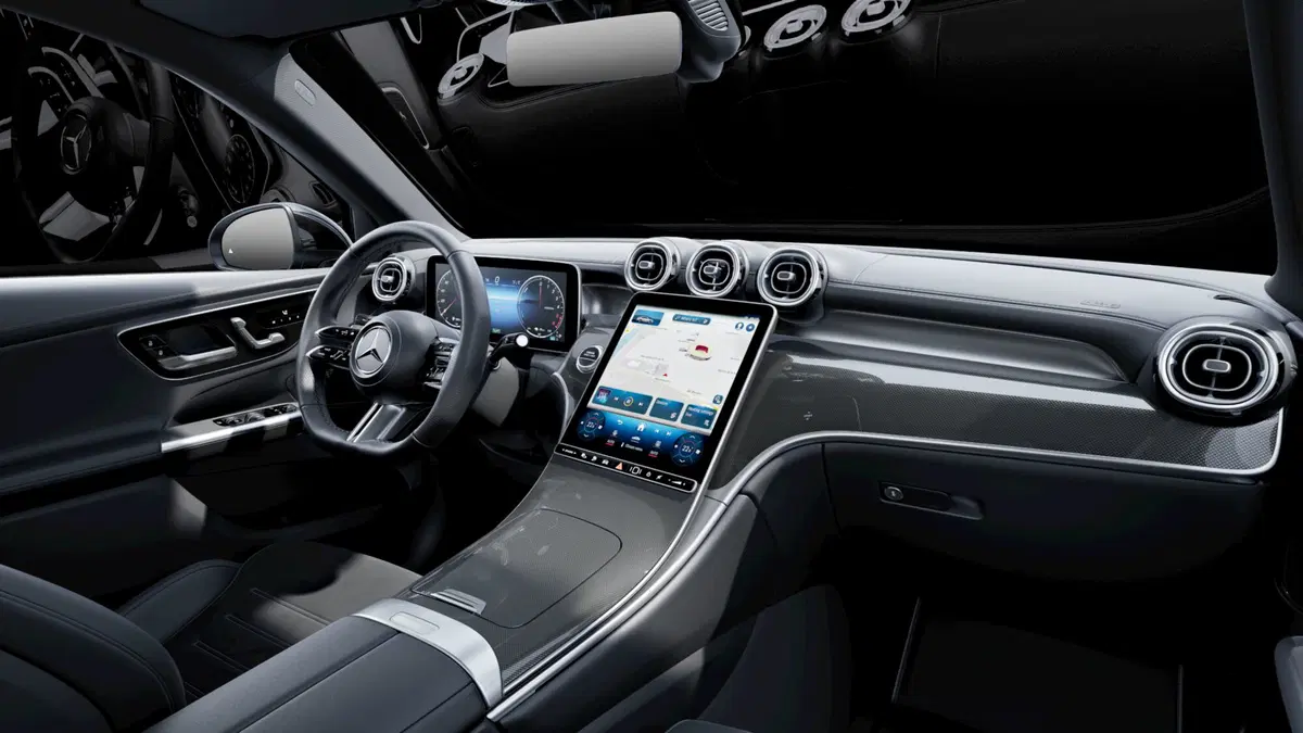 Mercedes-Benz GLC nuova a Milano (5)
