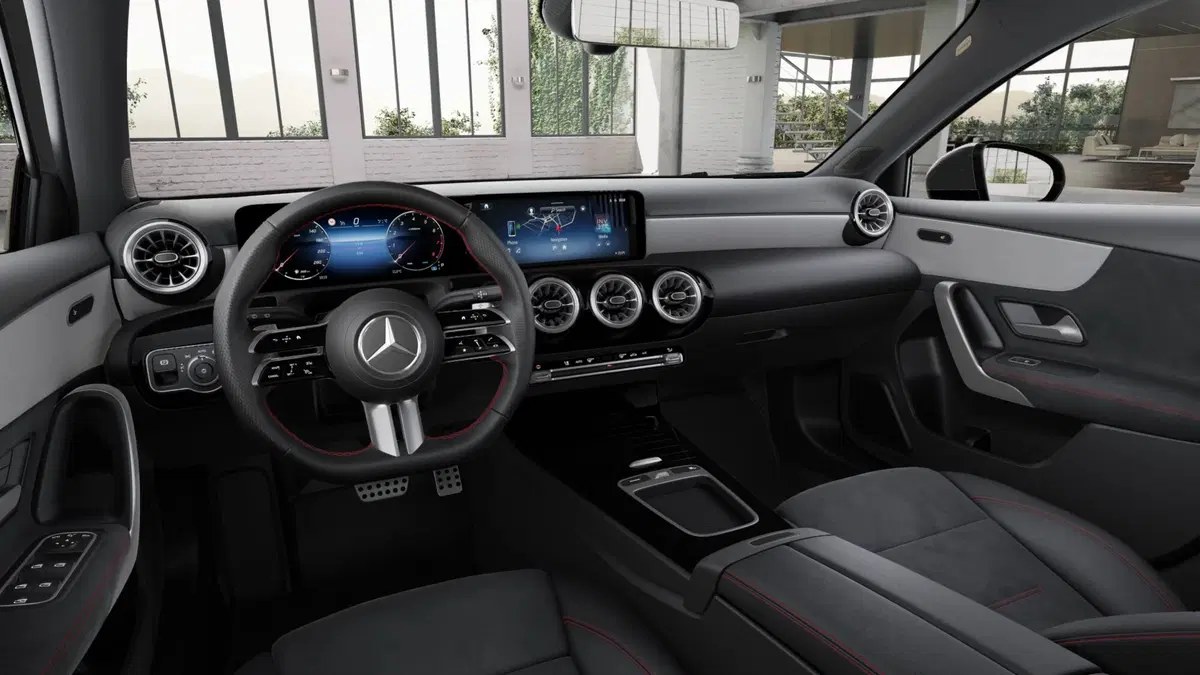 Mercedes-Benz Classe A nuova a Monza e Brianza (8)