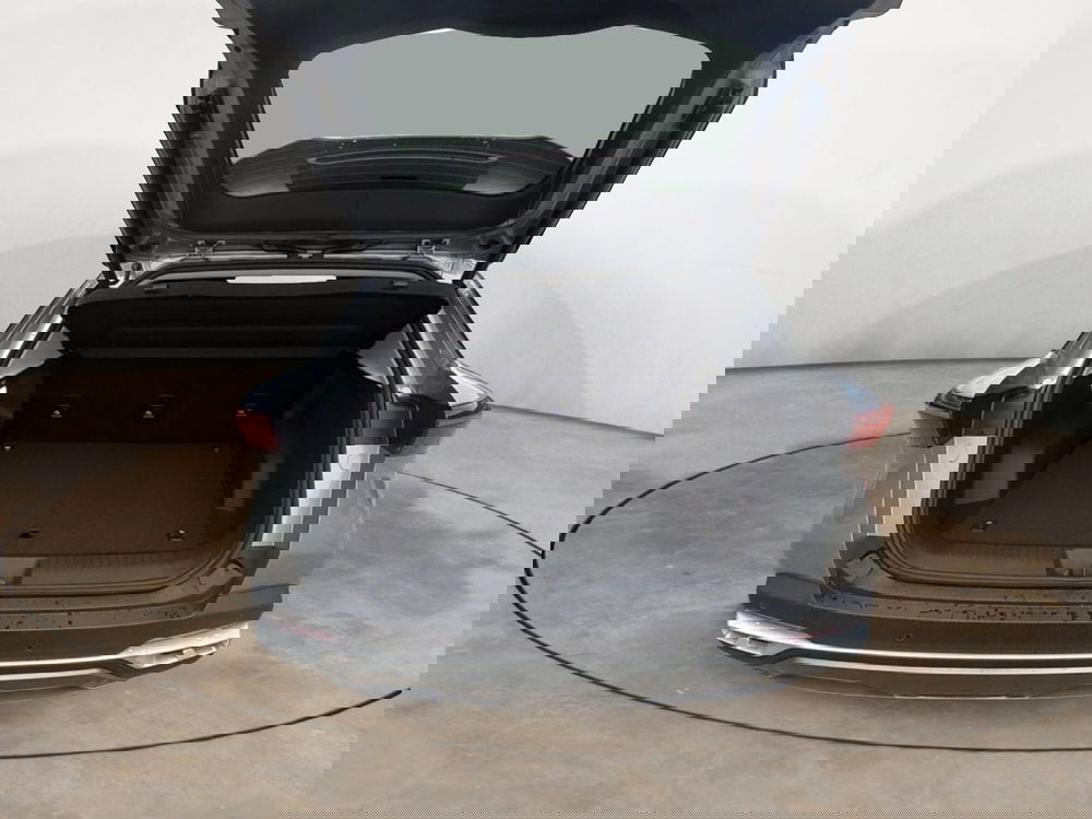 Omoda Omoda 5 SHS-H nuova a Vercelli (10)