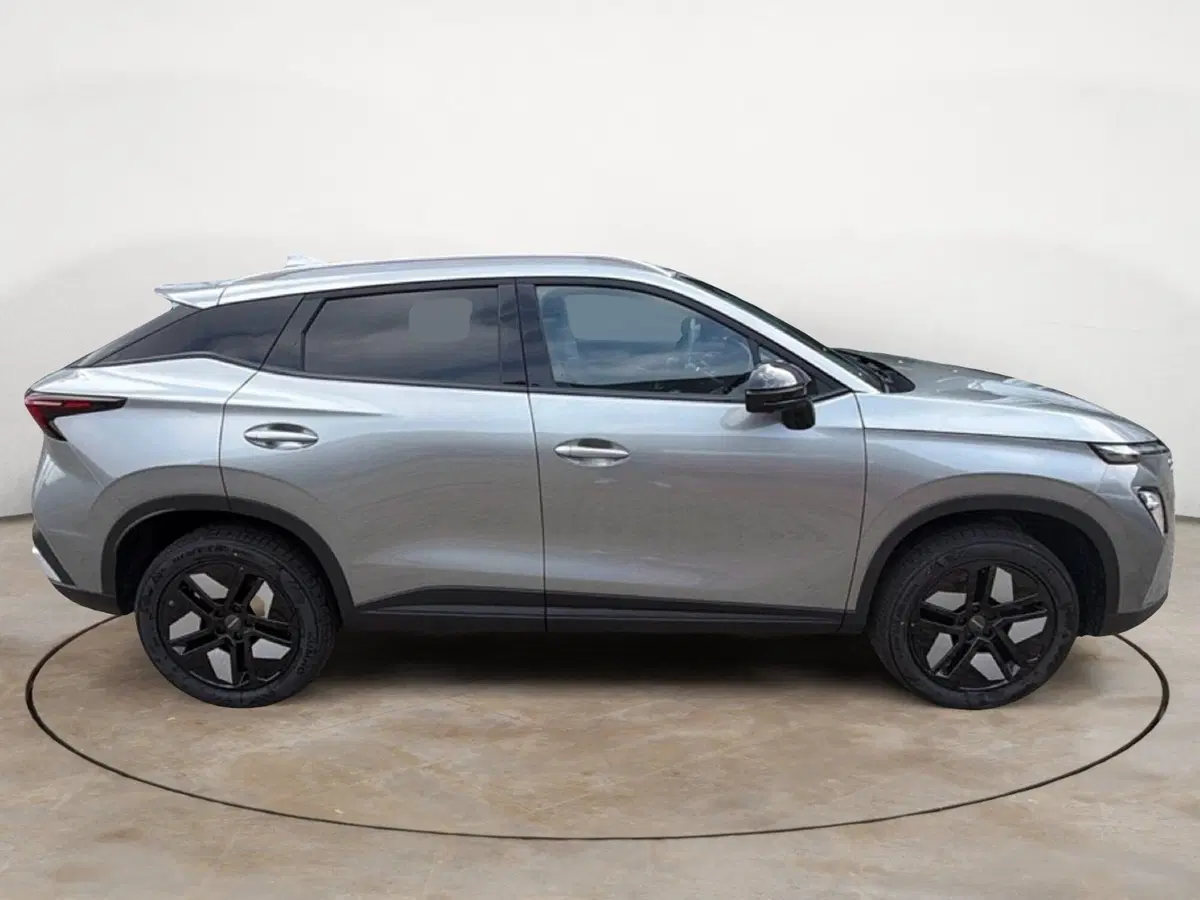 Omoda Omoda 5 SHS-H nuova a Vercelli (3)