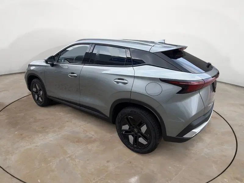 Omoda Omoda 5 SHS-H nuova a Vercelli (4)