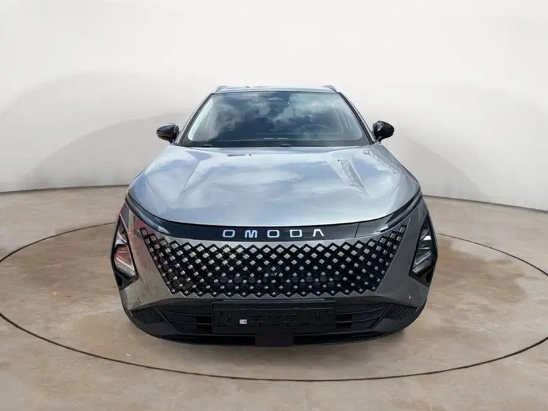 Omoda Omoda 5 SHS-H nuova a Vercelli