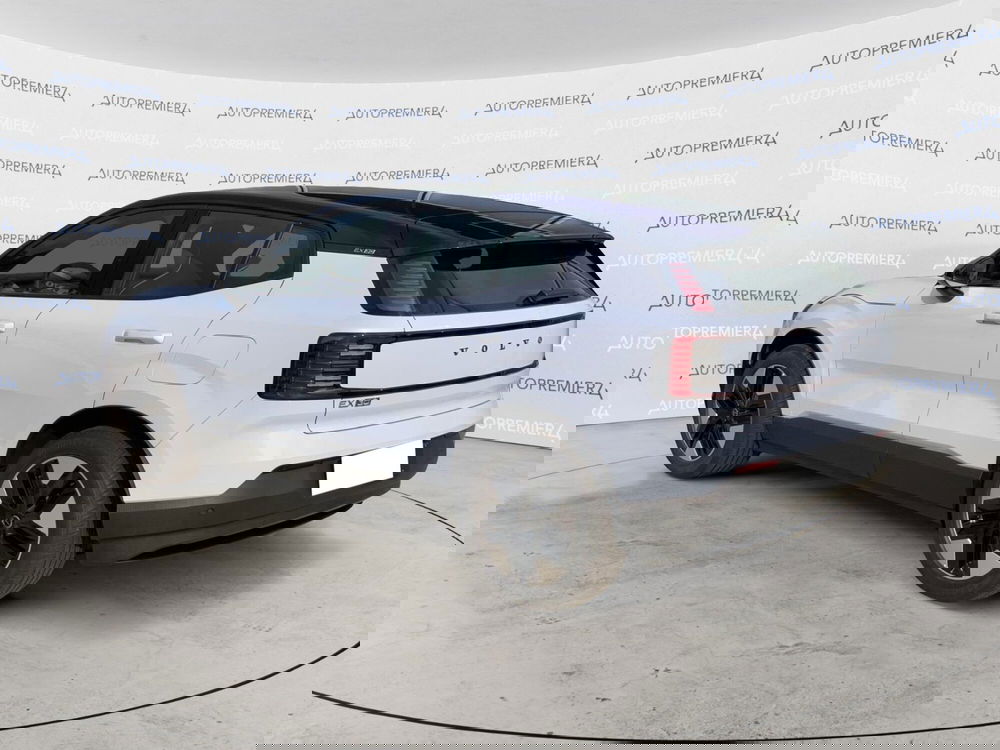 Volvo EX30 usata a Como (4)