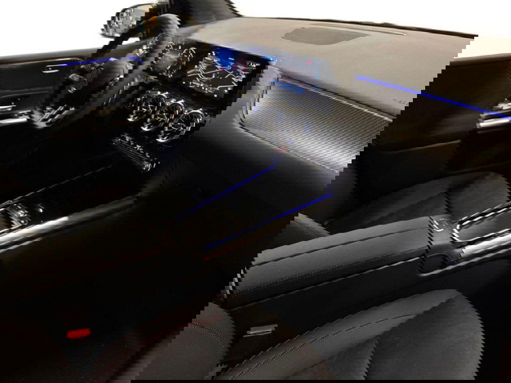 Mercedes-Benz Classe B nuova a Macerata (12)