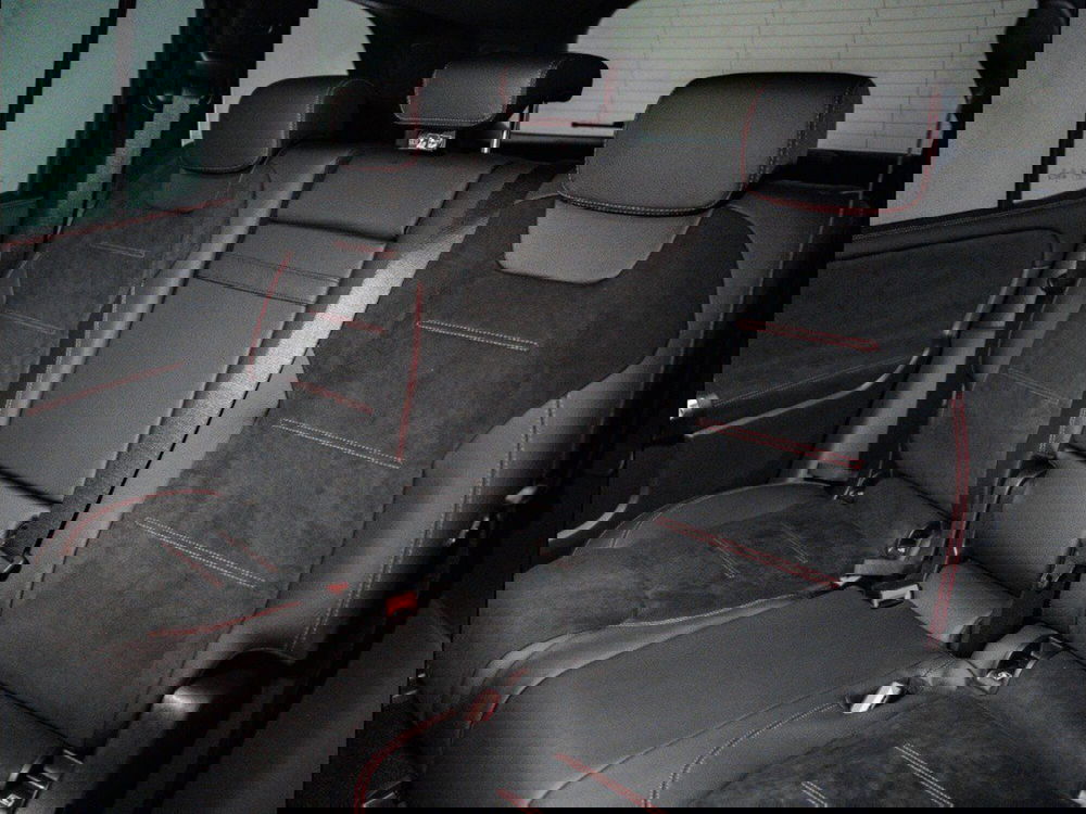 Mercedes-Benz GLB nuova a Macerata (12)