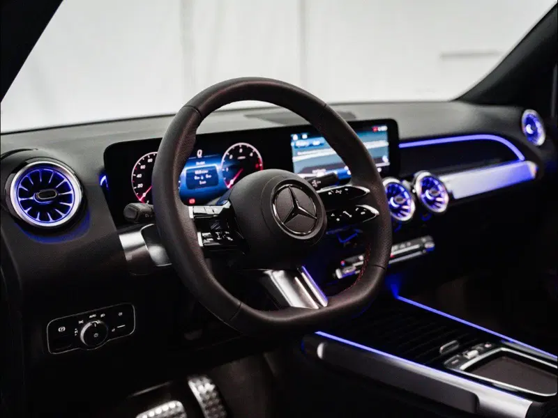 Mercedes-Benz GLB nuova a Macerata (15)