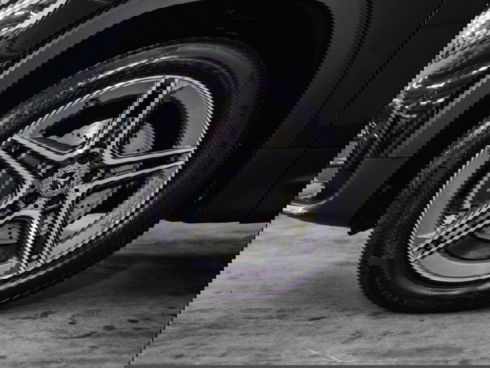 Mercedes-Benz GLB nuova a Macerata (7)