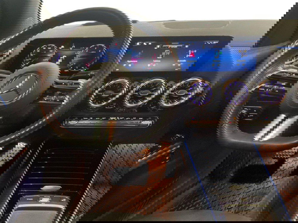 Mercedes-Benz GLA SUV usata a Macerata (11)