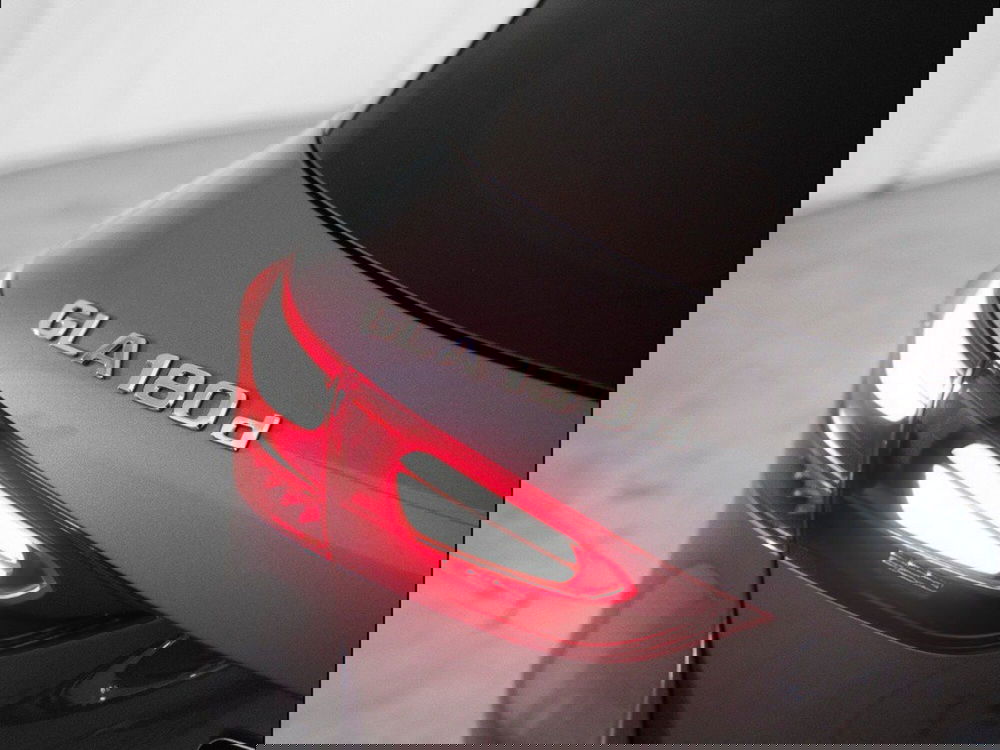 Mercedes-Benz GLA SUV nuova a Macerata (11)