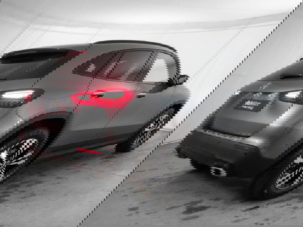 Mercedes-Benz GLA SUV nuova a Macerata (4)
