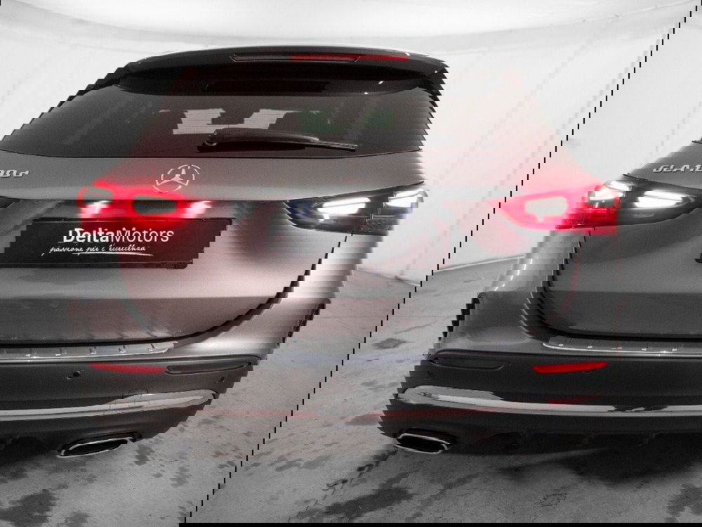 Mercedes-Benz GLA SUV nuova a Macerata (3)