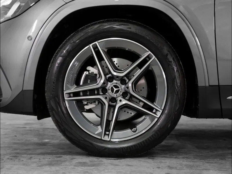 Mercedes-Benz GLA SUV nuova a Macerata (7)