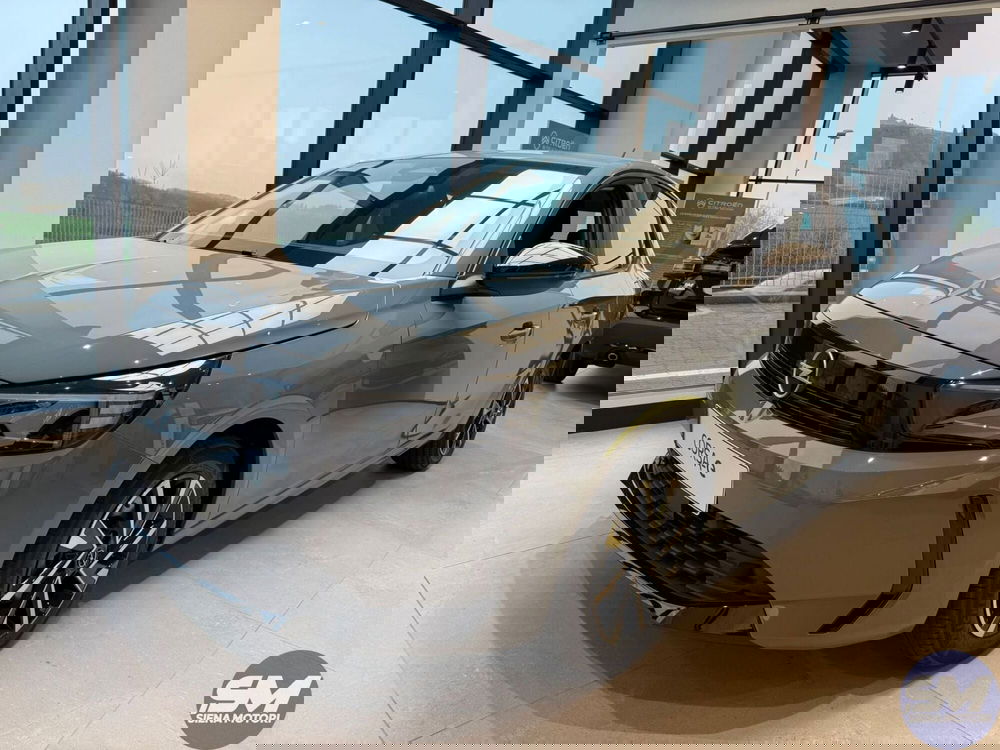 Opel Corsa nuova a Firenze