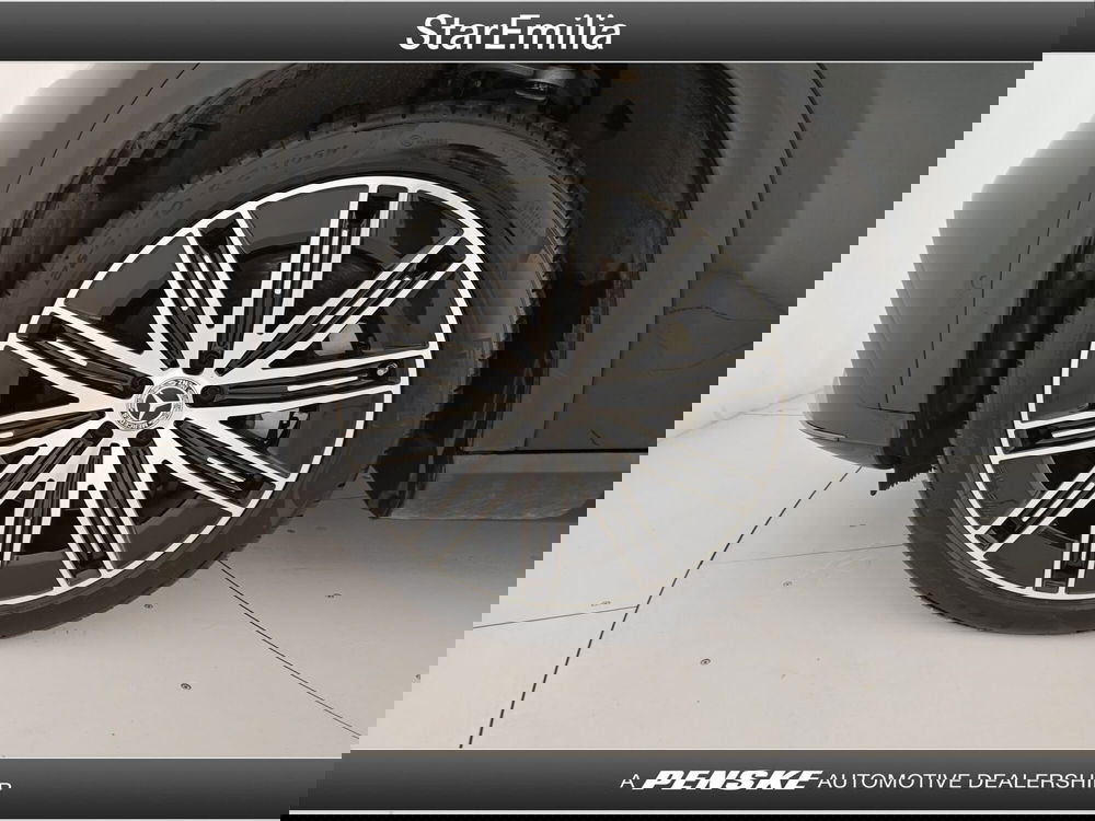 Mercedes-Benz EQE SUV usata a Bologna (8)