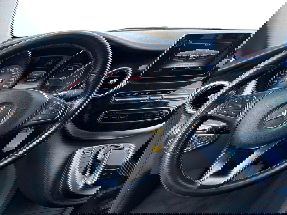 Mercedes-Benz Classe V usata a Milano (10)