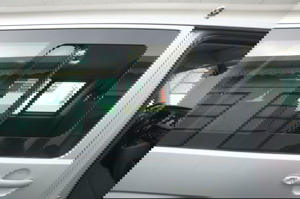 Volkswagen Veicoli Commerciali T6.1 usata a Torino (11)