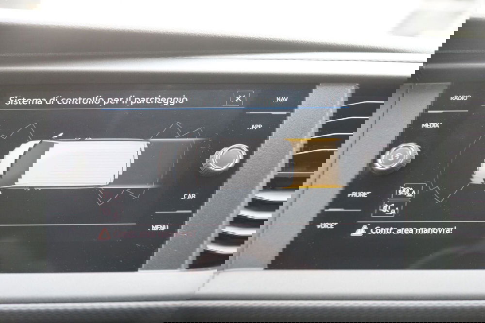 Volkswagen Veicoli Commerciali T6.1 usata a Torino (17)