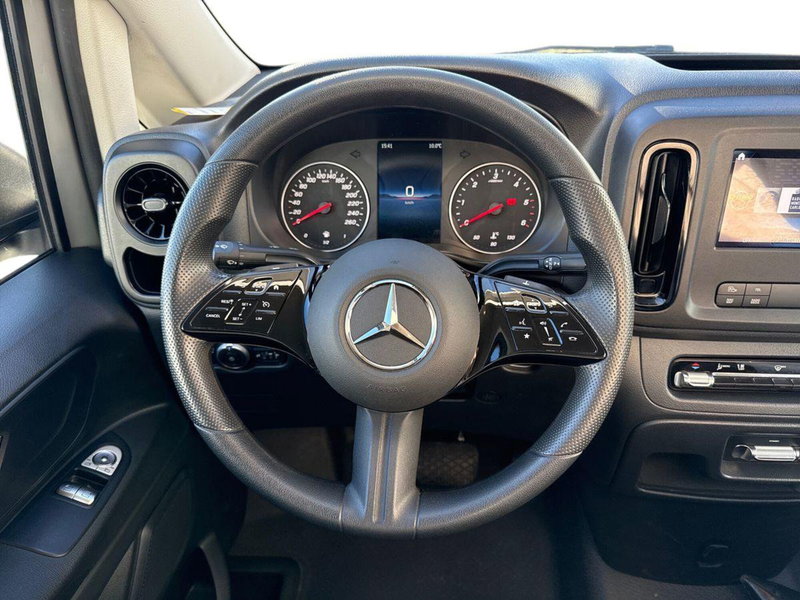 Mercedes-Benz Vito usata a Milano (11)