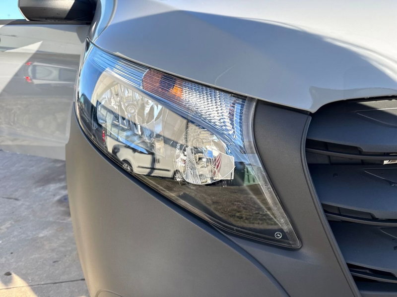 Mercedes-Benz Vito usata a Milano (7)