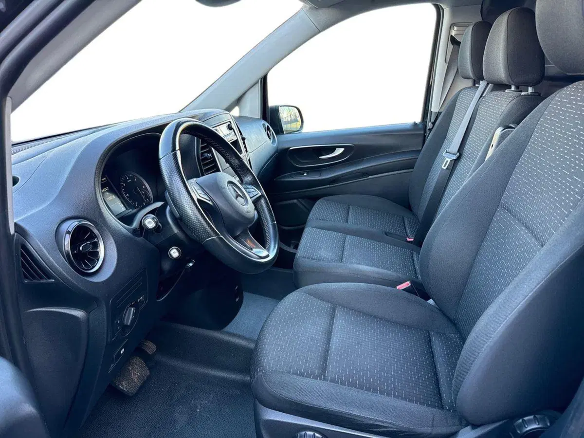Mercedes-Benz Vito usata a Milano (10)