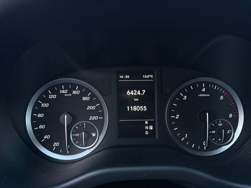 Mercedes-Benz Vito usata a Milano (13)